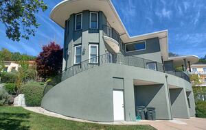 Healdsburg Retreat: Views & Vineyards - Healdsburg, California