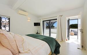 Modern Detached Villa - Faro, Portugal