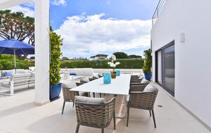 Modern Detached Villa - Faro, Portugal