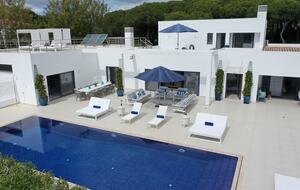 Modern Detached Villa - Faro, Portugal