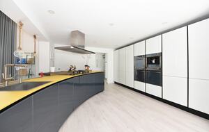 Modern Detached Villa - Faro, Portugal