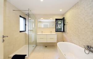 Modern Detached Villa - Faro, Portugal