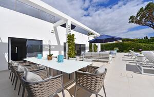 Modern Detached Villa - Faro, Portugal