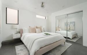 Manhattan Beach Getaway - Perfect Downtown/Beach Location! - Manhattan Beach, California