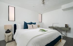 Manhattan Beach Getaway - Perfect Downtown/Beach Location! - Manhattan Beach, California