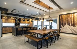 Mountain Golf Retreat: 5-Bedroom near Tremblant Ski Resort - Mont-Tremblant, Canada