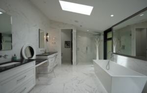 West Vancouver Contemporary Hideaway - West Vancouver, Canada