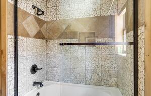 Stunning Lakeside Retreat - Morganton, Georgia