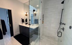 Mount Pleasant Contemporary Charmer - Mount Pleasant, South Carolina