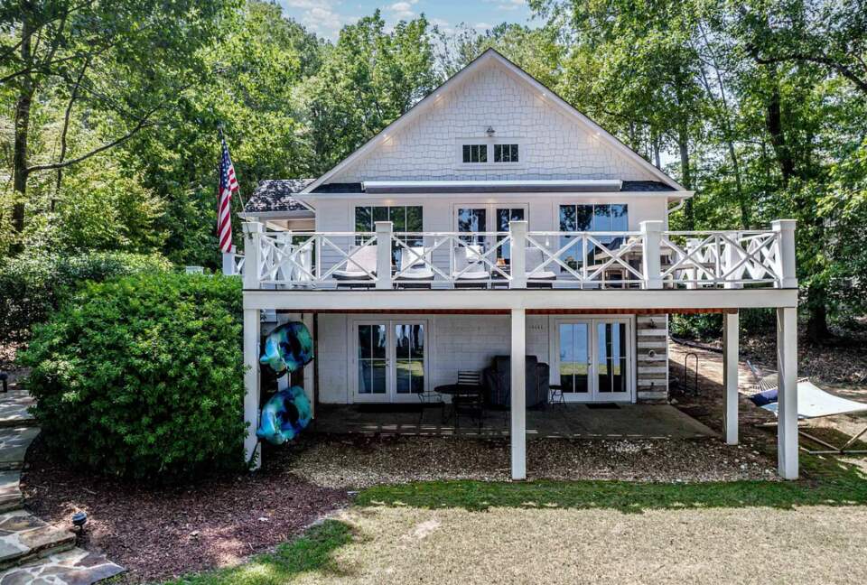 Lake Oconee Getaway with Water Views - Buckhead, Georgia