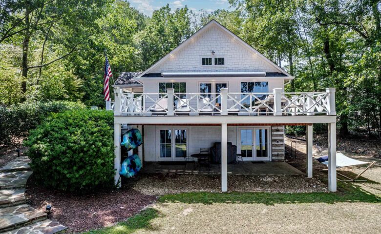 Lake Oconee Getaway with Water Views - Buckhead, Georgia