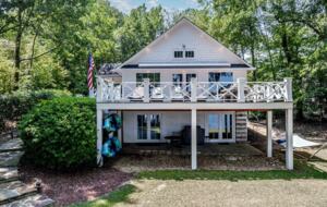 Lake Oconee Getaway with Water Views - Buckhead, Georgia