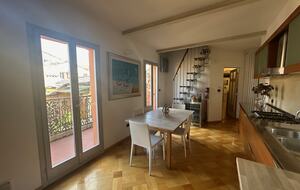 Elegant Home Gallery - Bologna, Italy