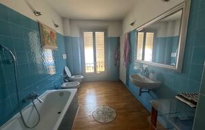 Elegant Home Gallery - Bologna, Italy