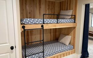 South Lake Tahoe Bungalow - South Lake Tahoe, California