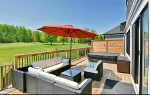 Blue Mountains Getaway - Blue Mountains, Canada