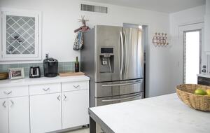 Stylish Mid-Century Villa with Stunning Views - Palm Springs, California