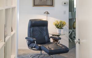 Stylish Mid-Century Villa with Stunning Views - Palm Springs, California