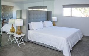 Stylish Mid-Century Villa with Stunning Views - Palm Springs, California