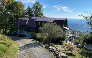 Tethys Mountain Retreat - Free Union, Virginia