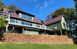 Tethys Mountain Retreat - Free Union, Virginia