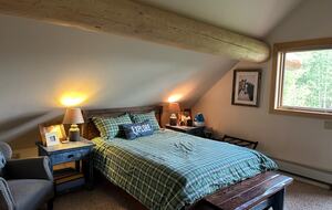 Upper level queen + 2 twins