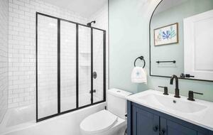 Beach Bungalow - 1.5 Blocks to the Beach! - Brigantine, New Jersey