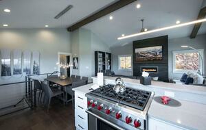 Mountain Haven Retreat: Just Steps From Slopes - Park City, Utah