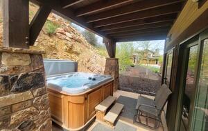 Mountain Haven Retreat: Just Steps From Slopes - Park City, Utah