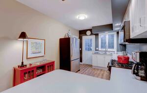 Charming Annapolis Retreat | Walk to the Naval Academy and Annapolis City Dock - Annapolis, Maryland