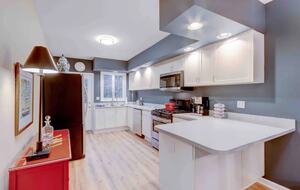 Charming Annapolis Retreat | Walk to the Naval Academy and Annapolis City Dock - Annapolis, Maryland