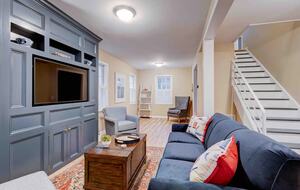 Charming Annapolis Retreat | Walk to the Naval Academy and Annapolis City Dock - Annapolis, Maryland