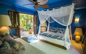 Casa Descalza | Oceanfront Private Villa - Santa Maria Colotepec, Mexico