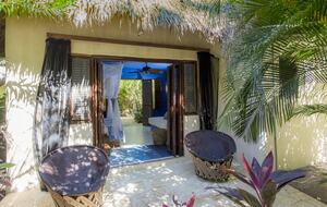 Casa Descalza | Oceanfront Private Villa - Santa Maria Colotepec, Mexico