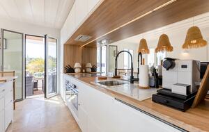 Amorzinho Do Vau | Historic Villa With Direct Beach Access - Portimao, Portugal