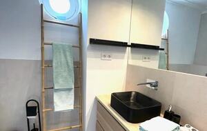 Amorzinho Do Vau | Historic Villa With Direct Beach Access - Portimao, Portugal