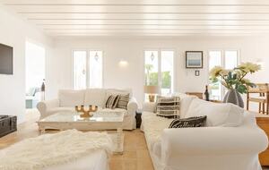 Amorzinho Do Vau | Historic Villa With Direct Beach Access - Portimao, Portugal