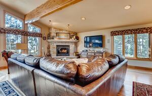 Frisco Mountain View Retreat | Close to 5 Ski Resorts - Frisco, Colorado