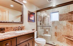 Frisco Mountain View Retreat | Close to 5 Ski Resorts - Frisco, Colorado