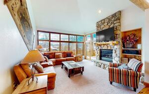 Primary living room off dining room. Spectacular views