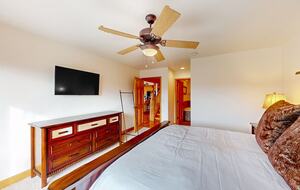 TV's in EVERY bedroom plus in the two living rooms