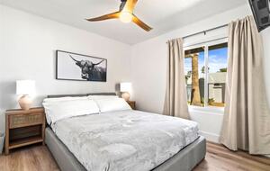 Entertainment Paradise with Putting Green & Tiki Bar - Palm Springs, California