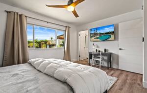 Entertainment Paradise with Putting Green & Tiki Bar - Palm Springs, California