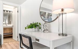 Entertainment Paradise with Putting Green & Tiki Bar - Palm Springs, California