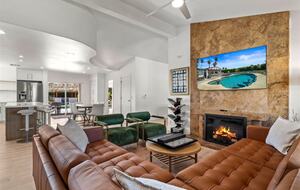 Entertainment Paradise with Putting Green & Tiki Bar - Palm Springs, California