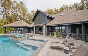 Magical Hawaiian Cloud Forest Estate - Kailua, Hawaii