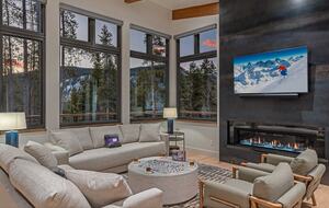Blue Valley Chalet - Moving Mountains - Breckenridge, Colorado