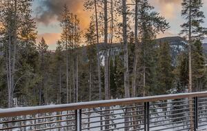 Blue Valley Chalet - Moving Mountains - Breckenridge, Colorado
