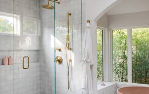 Four Feathers Farmhouse Villa - Montecito, California