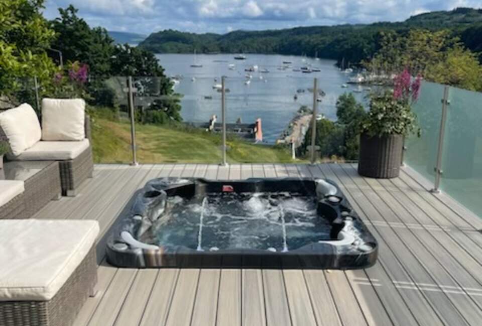 Greenbank - Tobermory, Isle Of Mull, United Kingdom